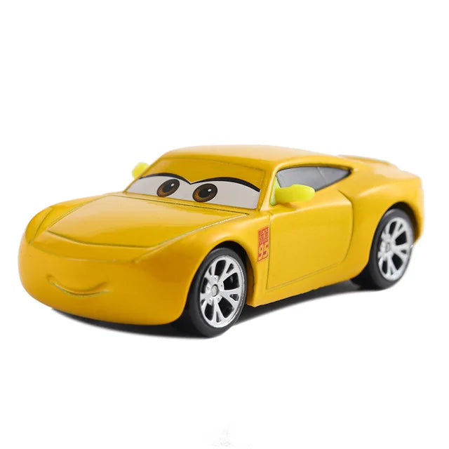 Figurine Disney Pixar Cars - Cruz Ramirez 1.0