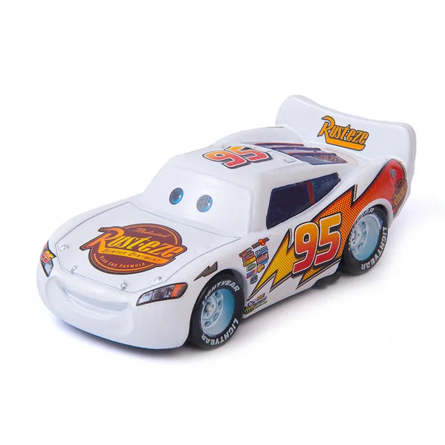 Figurine Disney Pixar Cars - McQueen 6.0