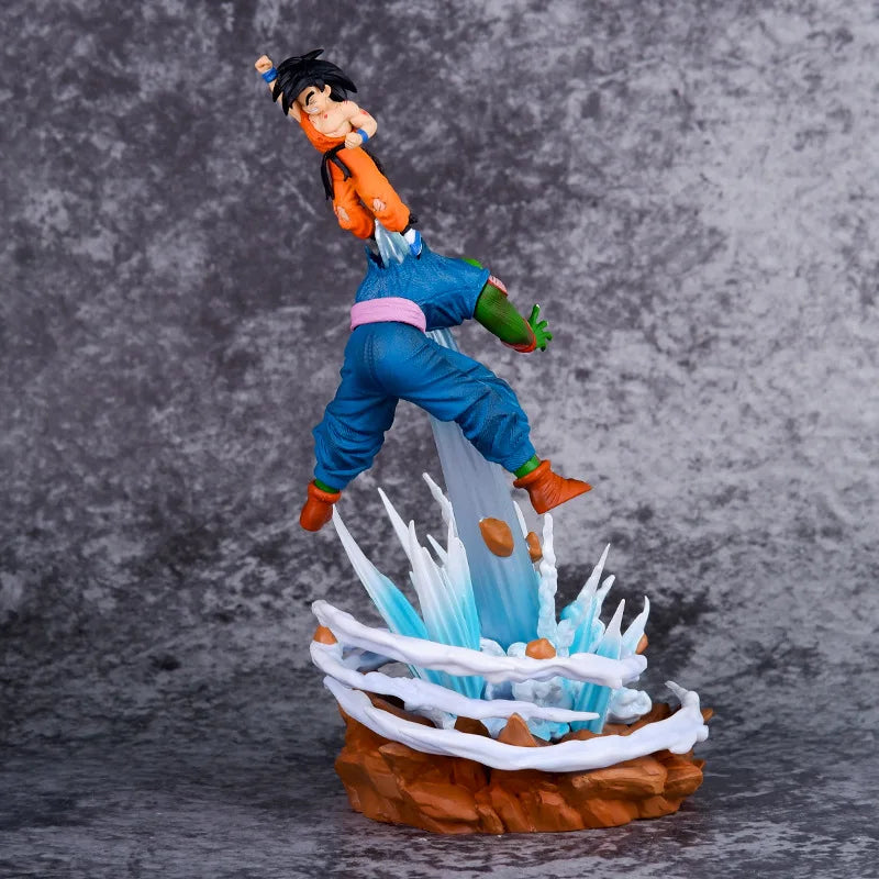 Figurine Son Goku VS Piccolo détails 2