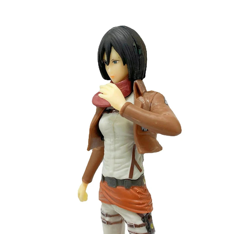 Figurine Attack on Titan - Titan Féminin 16 cm 4