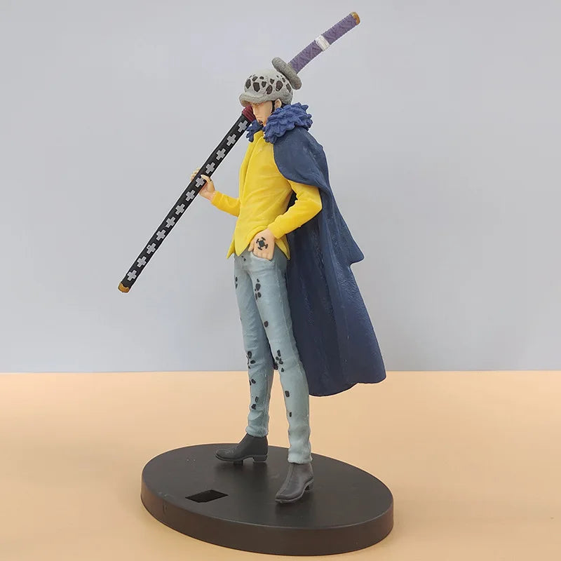 Figurine Trafalgar D. Water Law détails 3